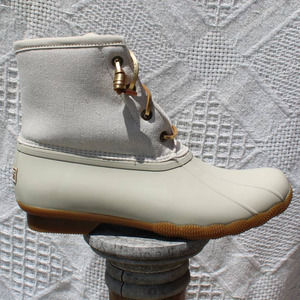 Sperry Womens Saltwater Metallic Ivory Fashion Boot